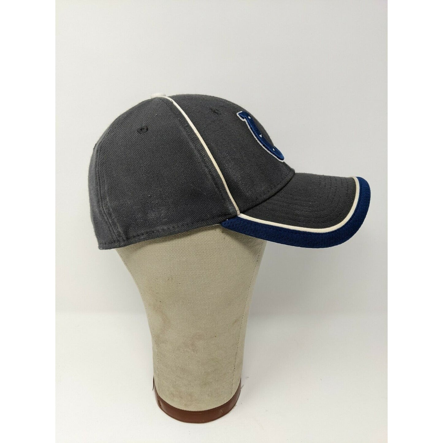 New Era 39Thirty Size Medium-Large Hat Cap Grey & Blue NFL Colts Football