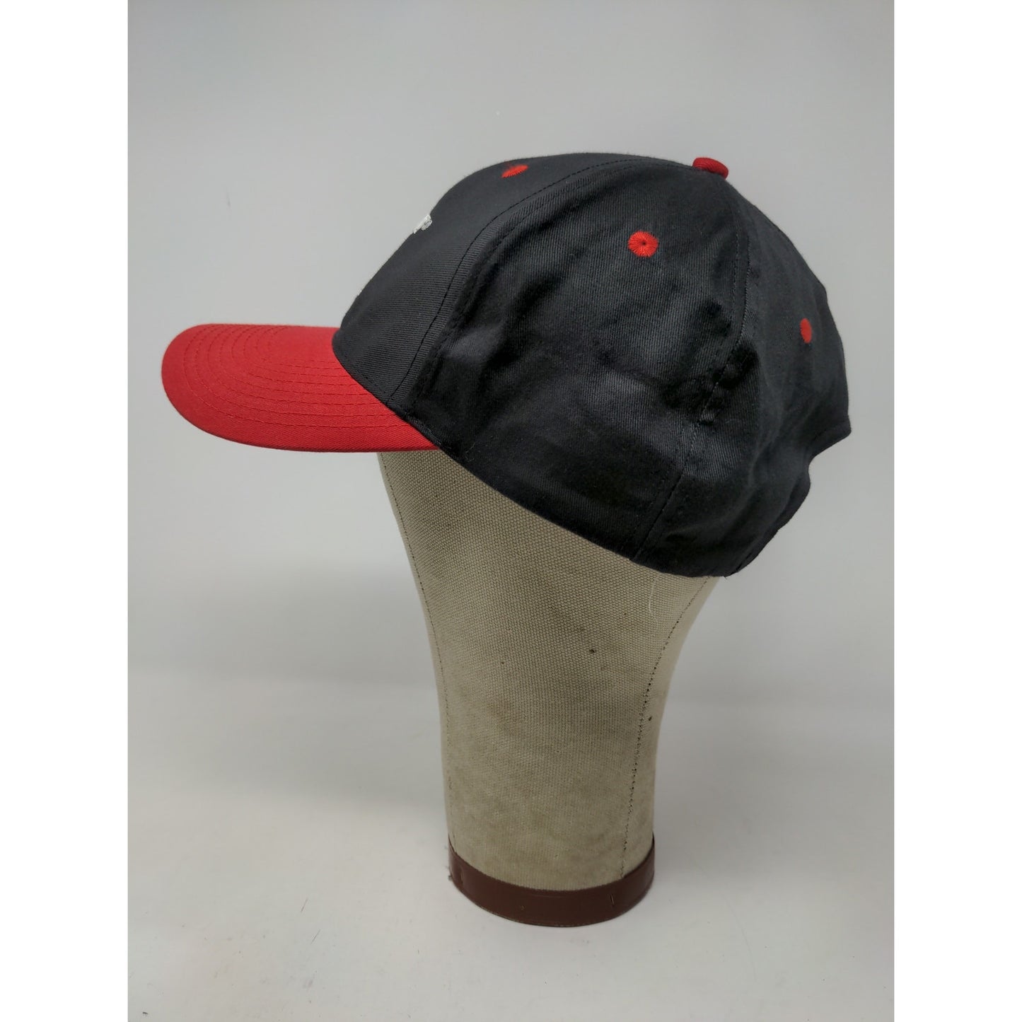 Caterpillar CAT Snapback Hat OSFA Black & Red Embroidered Logo