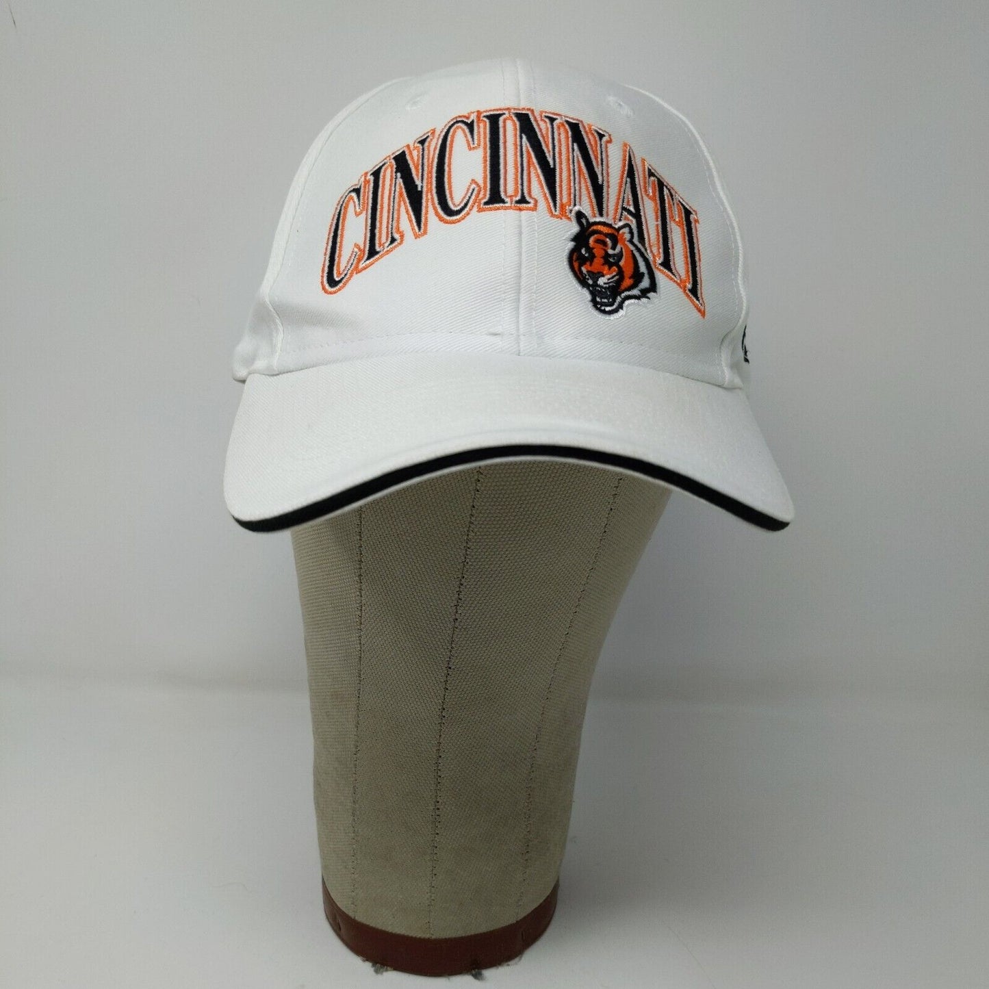 Reebok NFL Cincinnati Bengals Strapback Hat White OSFA Embroidered Logo