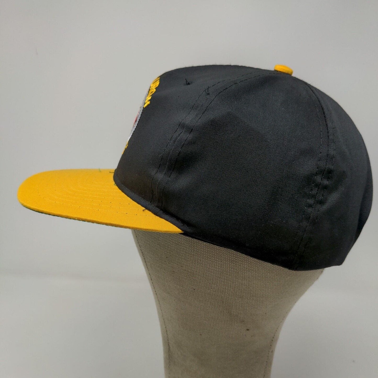 Team NFL Men's Snapback Hat Black Size OSFA Embroidered Pittsburgh Steelers Logo