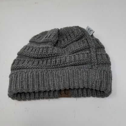 C.C. Exclusives Cable Knit Beanie Hat Gray Patch Logo 100% Acrylic