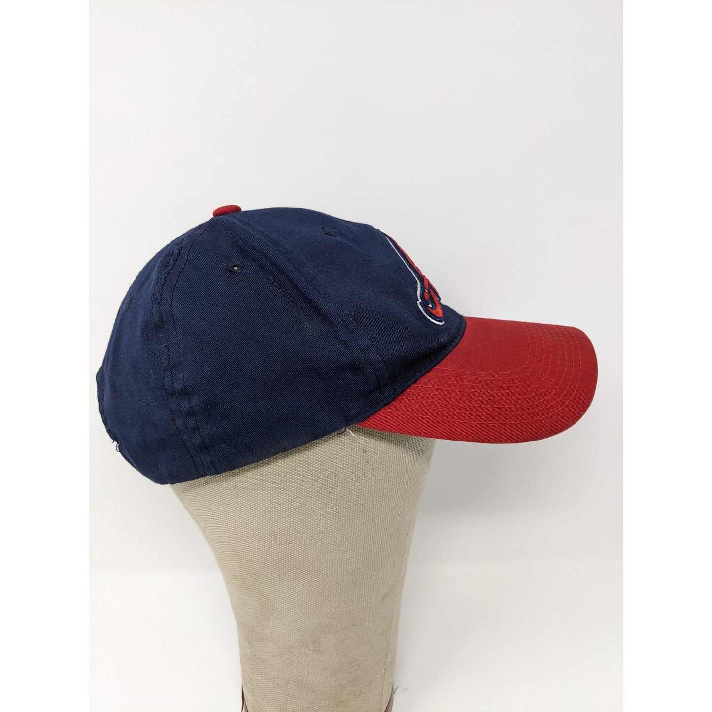 Atlanta Braves Team MLB Baseball Hat Strapback Cap OSFM Blue & Red Embroidered