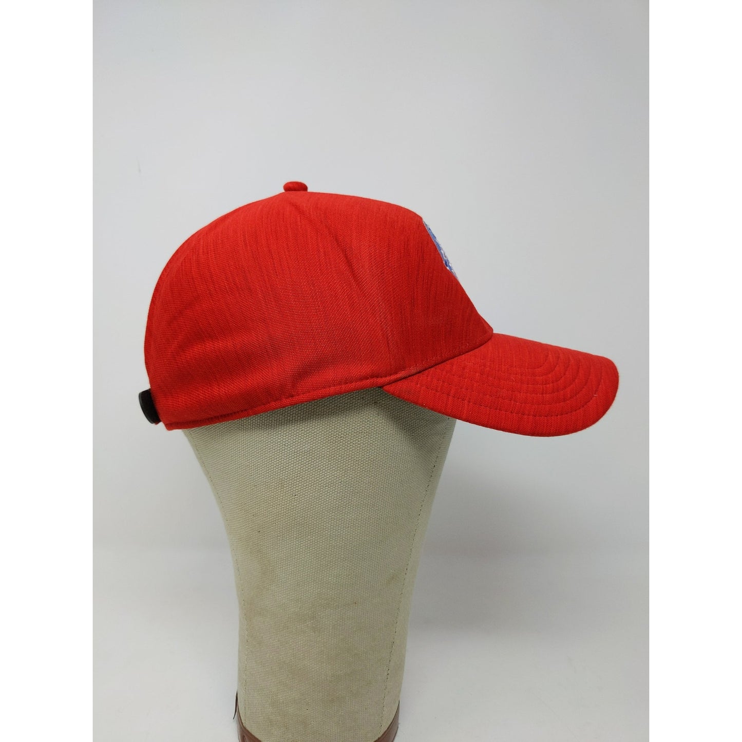 Seamless One Touch Q3 Outdoor Cap Strapback OSFM Golf Logo Embroidered Red