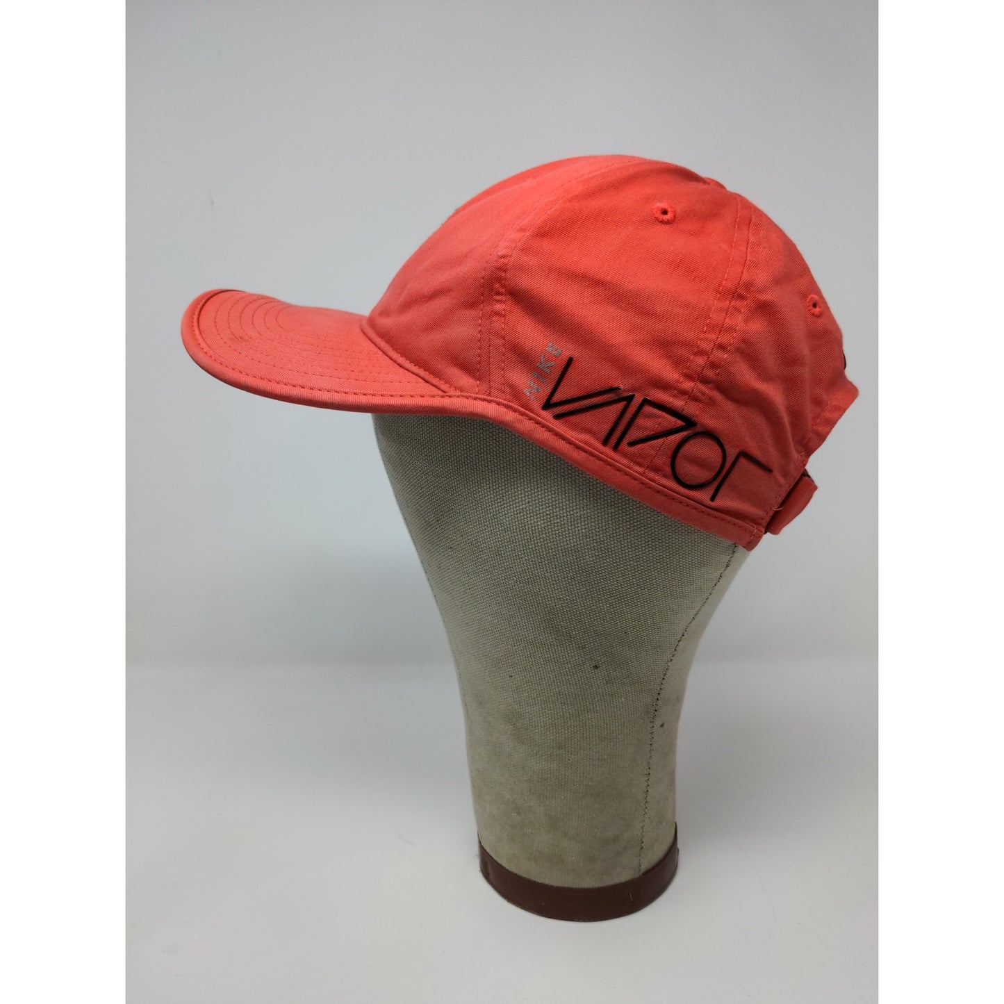 Nike Golf RZN Vapor Tiger Woods Strapback Hat Pink Red Embroidered