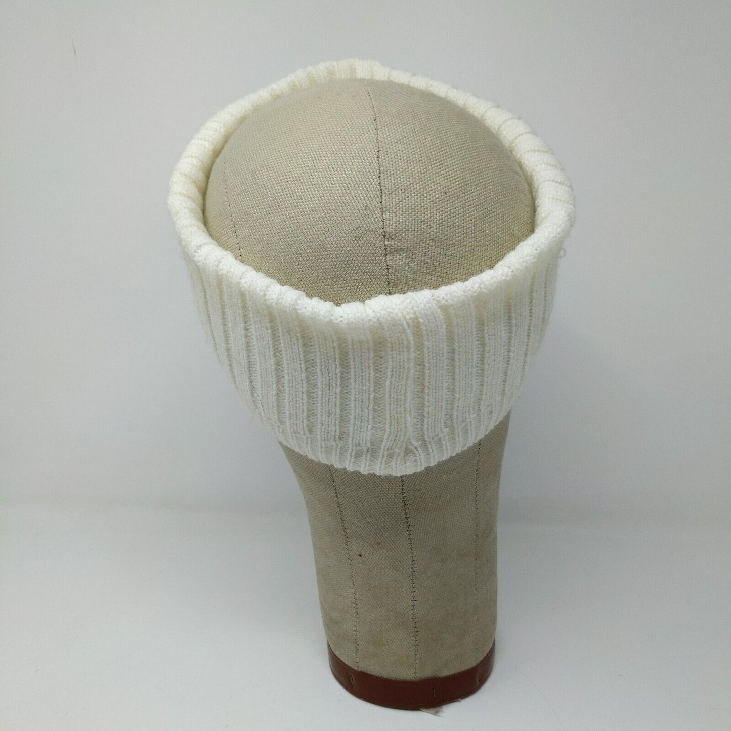 Atlantis USA Cap Visor White Soft Warm Ribbed Knit OSFA Acrylic