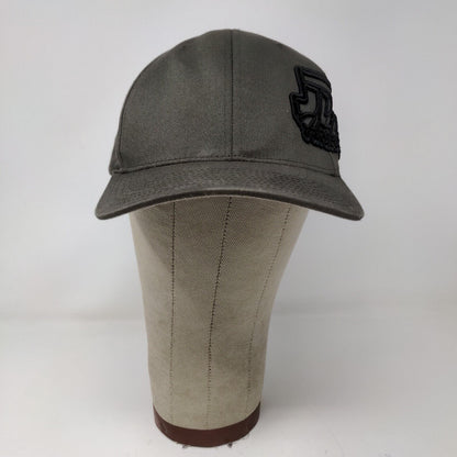 Yupoong Men's FlexFit JDK Fitted Hat Gray Size L/XL Embroidered Logo