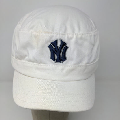 American Needle MLB Cooperstown Collection Mens New York Yankees Hat White XL