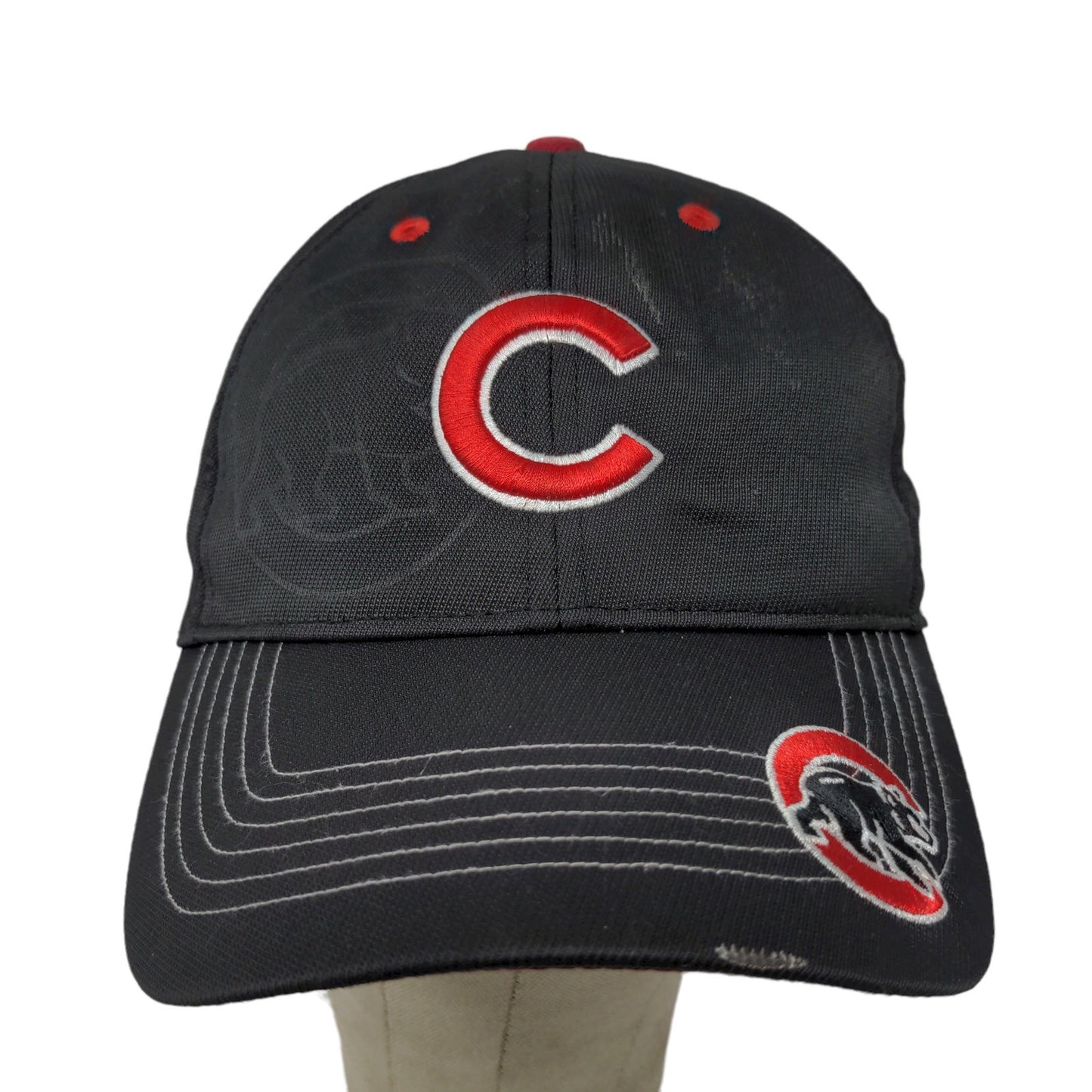 Fan Favorite MLB Chicago Cubs Strapback Hat Embroidered Logos Black Red OSFA