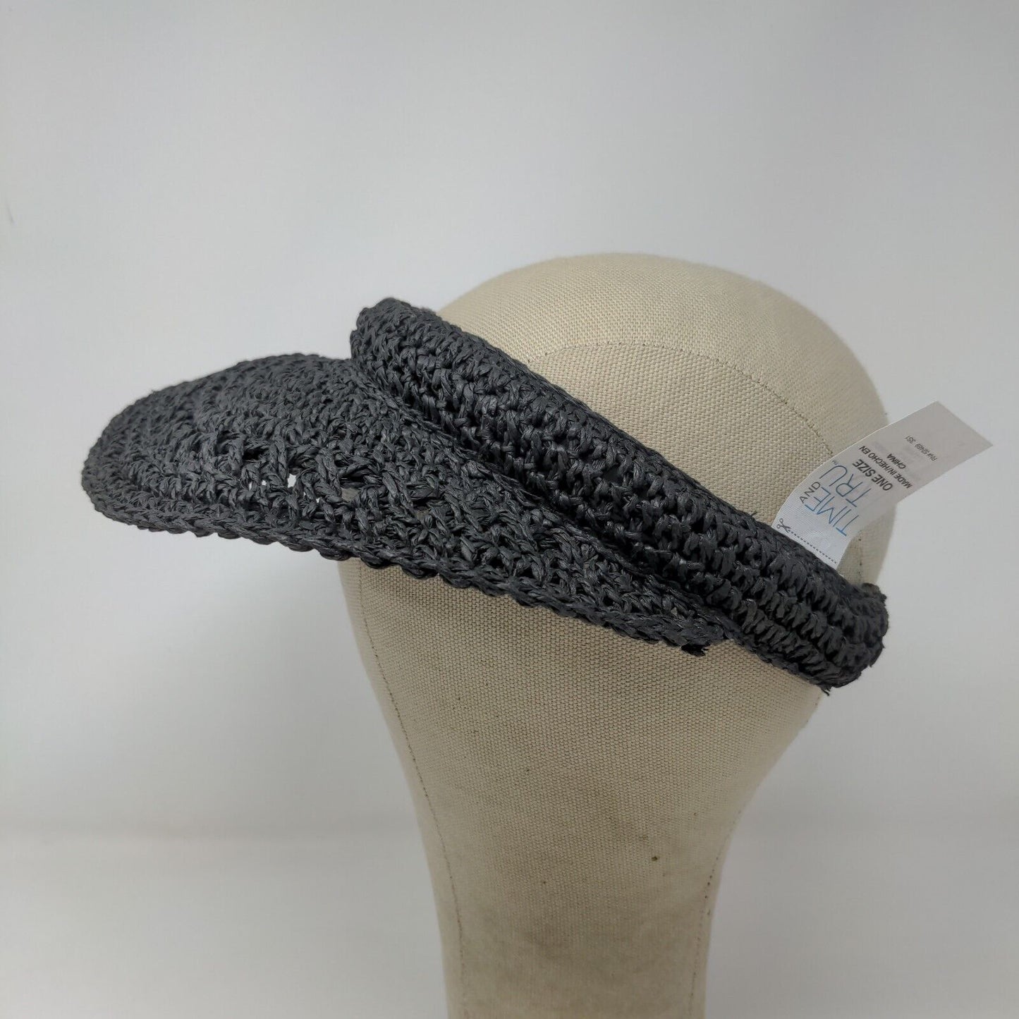 Time & Tru Women's Woven Straw Sun Visor Hat Black One Size Stretch