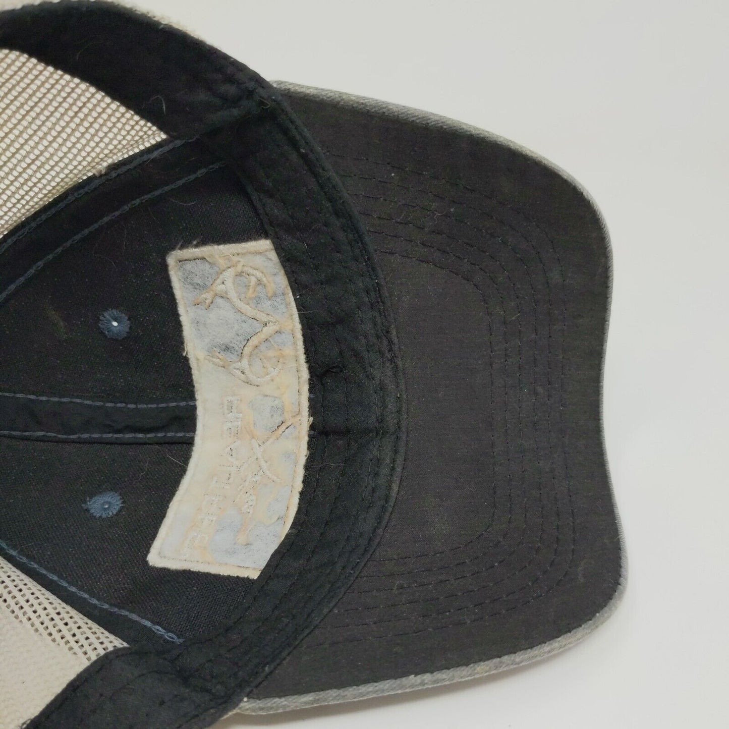 Realtree Xtra Men's Snapback Mesh Back Hat Gray Distressed Embroidered Logo