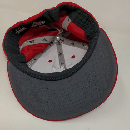 Pacific Headwear Men's Fitted Hat Red Size XS Embroidered W Bulldog Logos