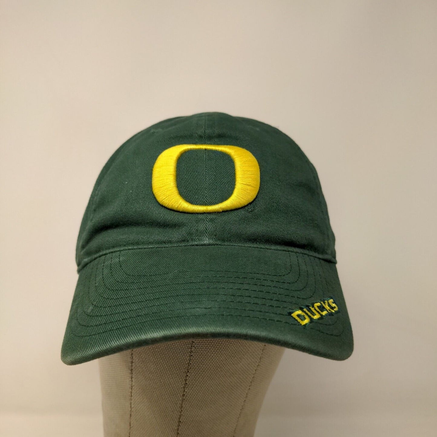 Nike Heritage 86 Men's Oregon Ducks S1ze Hat Green OSFA Embroidered Logo