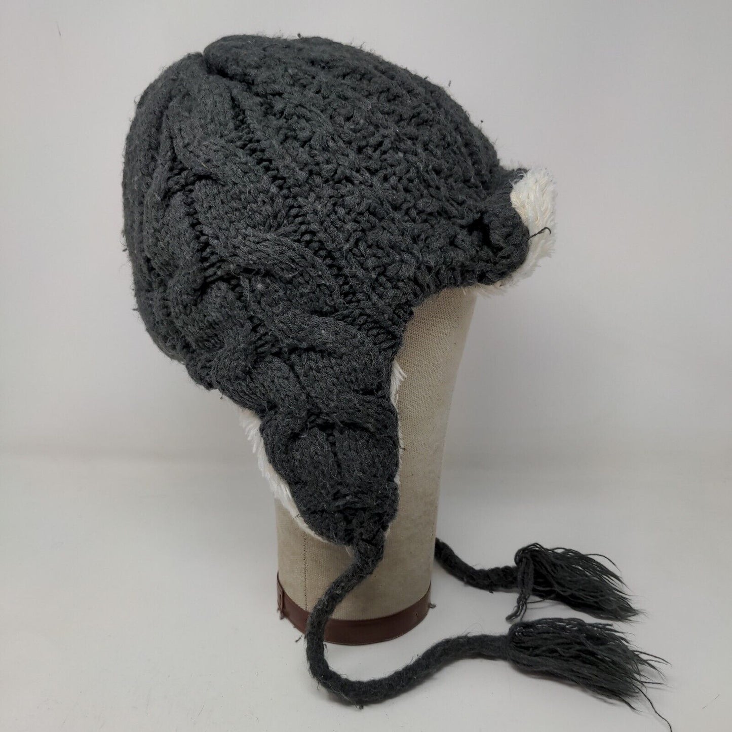 Unbranded Women's Knit Trapper Hat Gray Fleece Lined Acrylic Ear Flaps