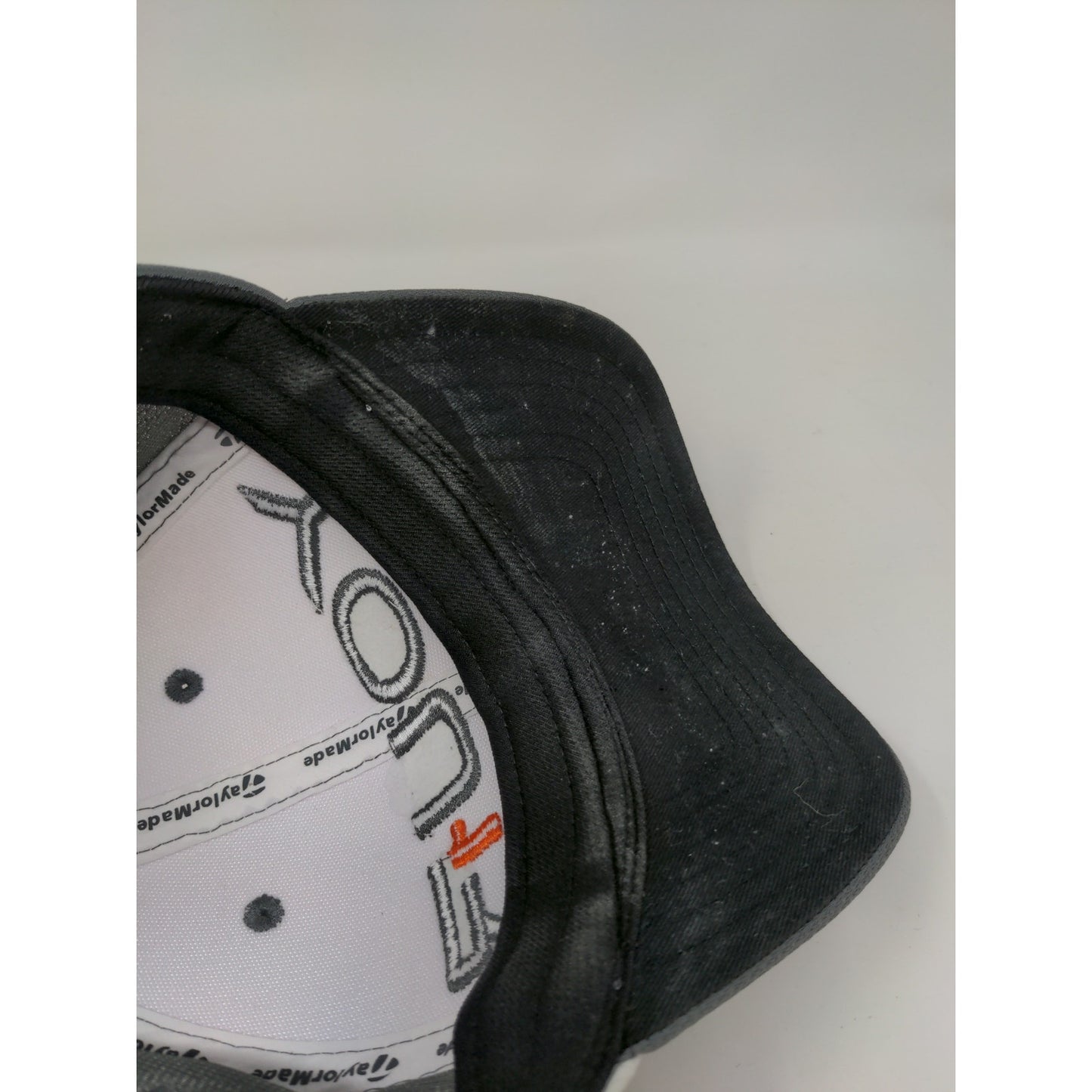 Taylormade Your1 1R OSFA Slideback Golf Hat White & Gray Slideback