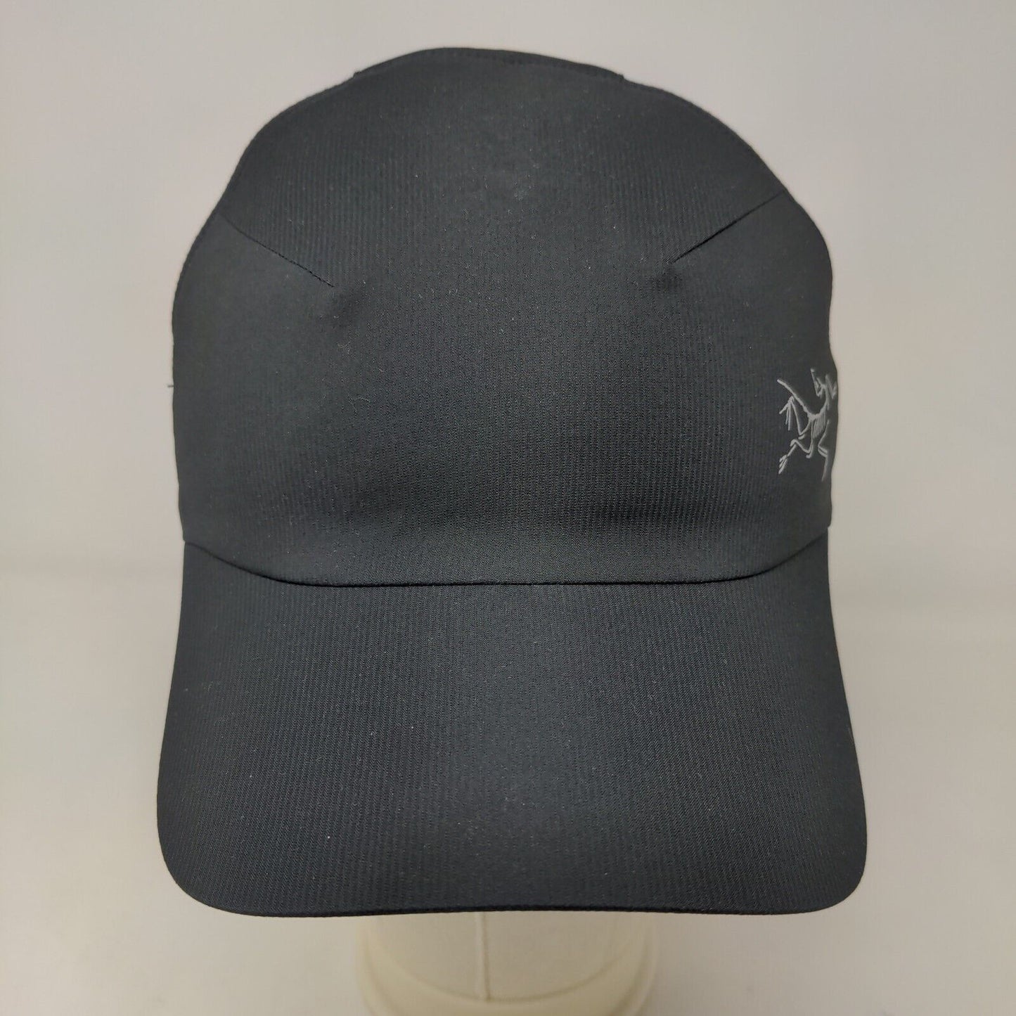 Arc'Teryx Men's Slideback Hat Black Size S-M Graphic Logo 100% Polyester