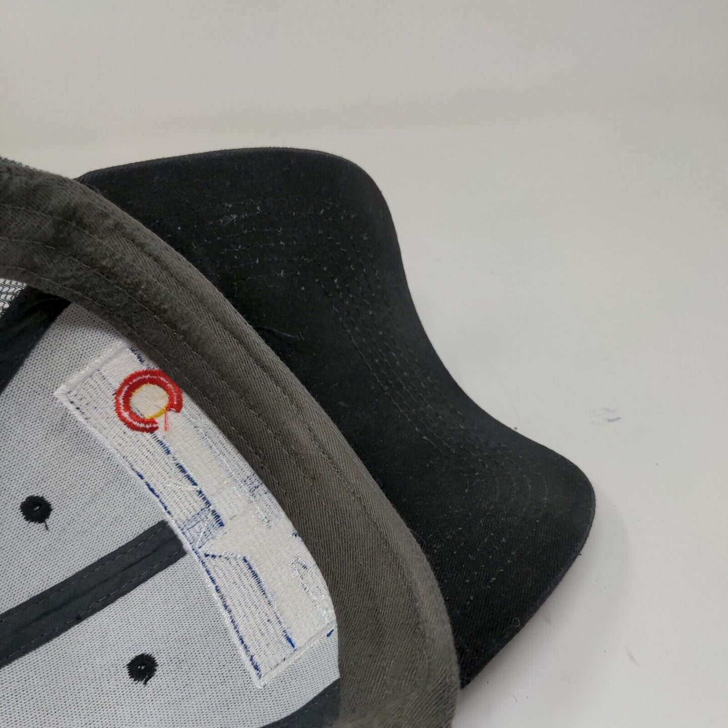 Uluru Colorado Snapback Mesh Back Hat Black OSFM Embroidered Logo