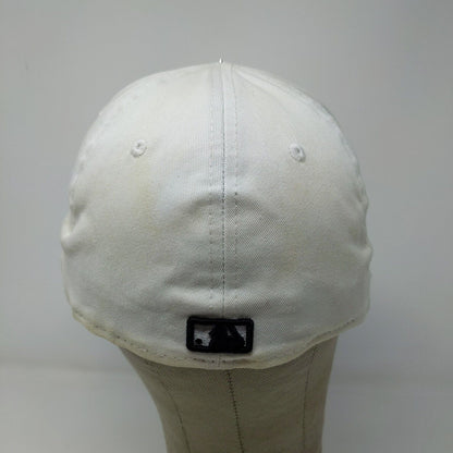 New Era Men's MLB New York Yankees Fitted Hat White Size 7 3/8 Distressed