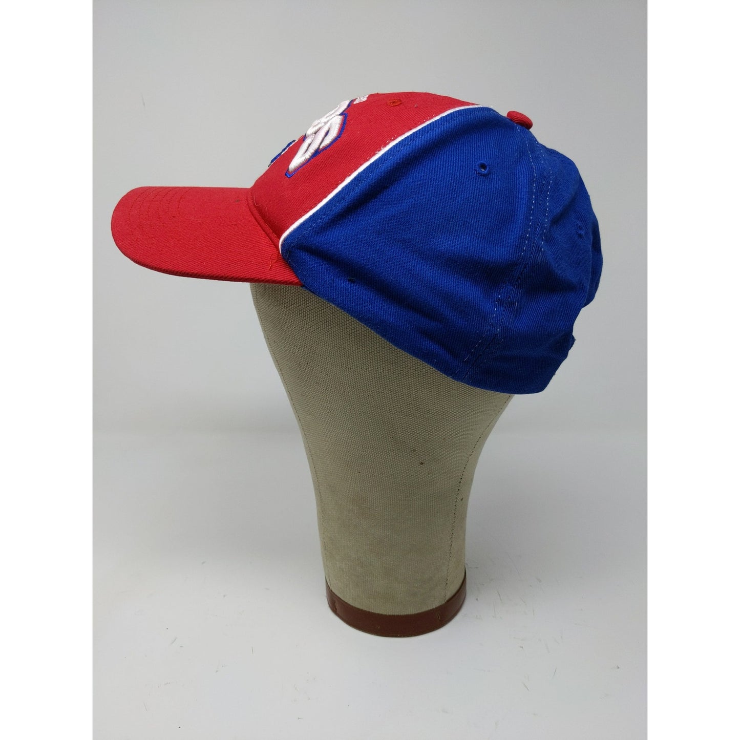 Fan Favorite MLB Chicago Cubs Strapback Hat Embroidered Logo Red & Blue OSFA