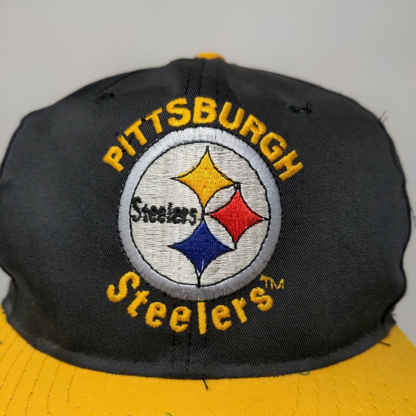 Team NFL Men's Snapback Hat Black Size OSFA Embroidered Pittsburgh Steelers Logo