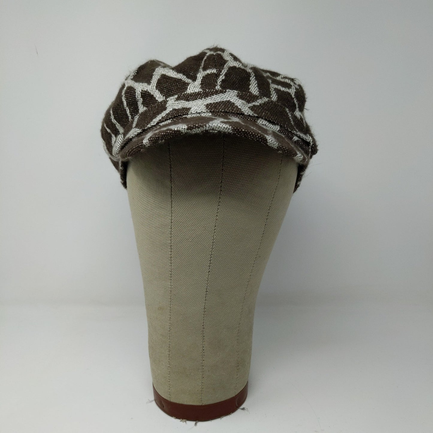 Angela & William Cheetah Print Pattern Hat Brown White OSFA Logo