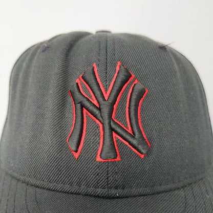 New Era 59Fifty MLB New York Yankees Black Red Baseball Cap Hat Size 7 1/8 Logo
