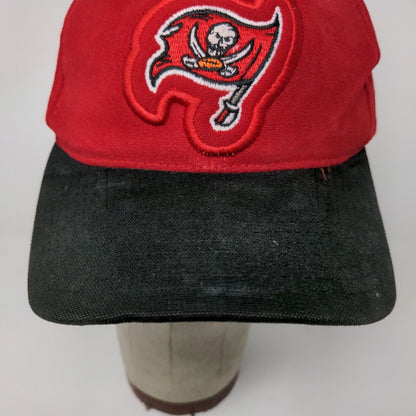 Starter Mens NFL Pro Line Tampa Bay Buccaneers Strapback Hat Red Embroidered