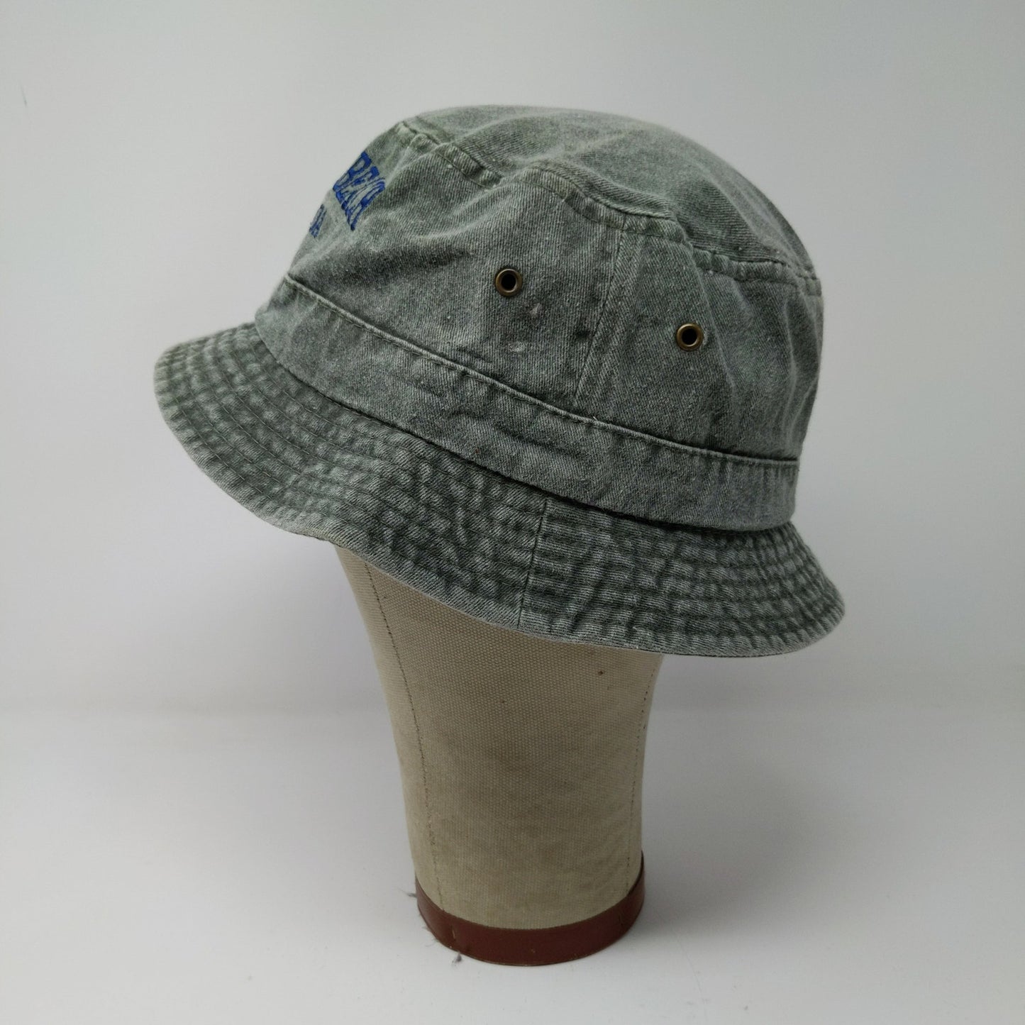 Madeira Beach Florida Bucket Hat Size M/L Green Embroidered Text