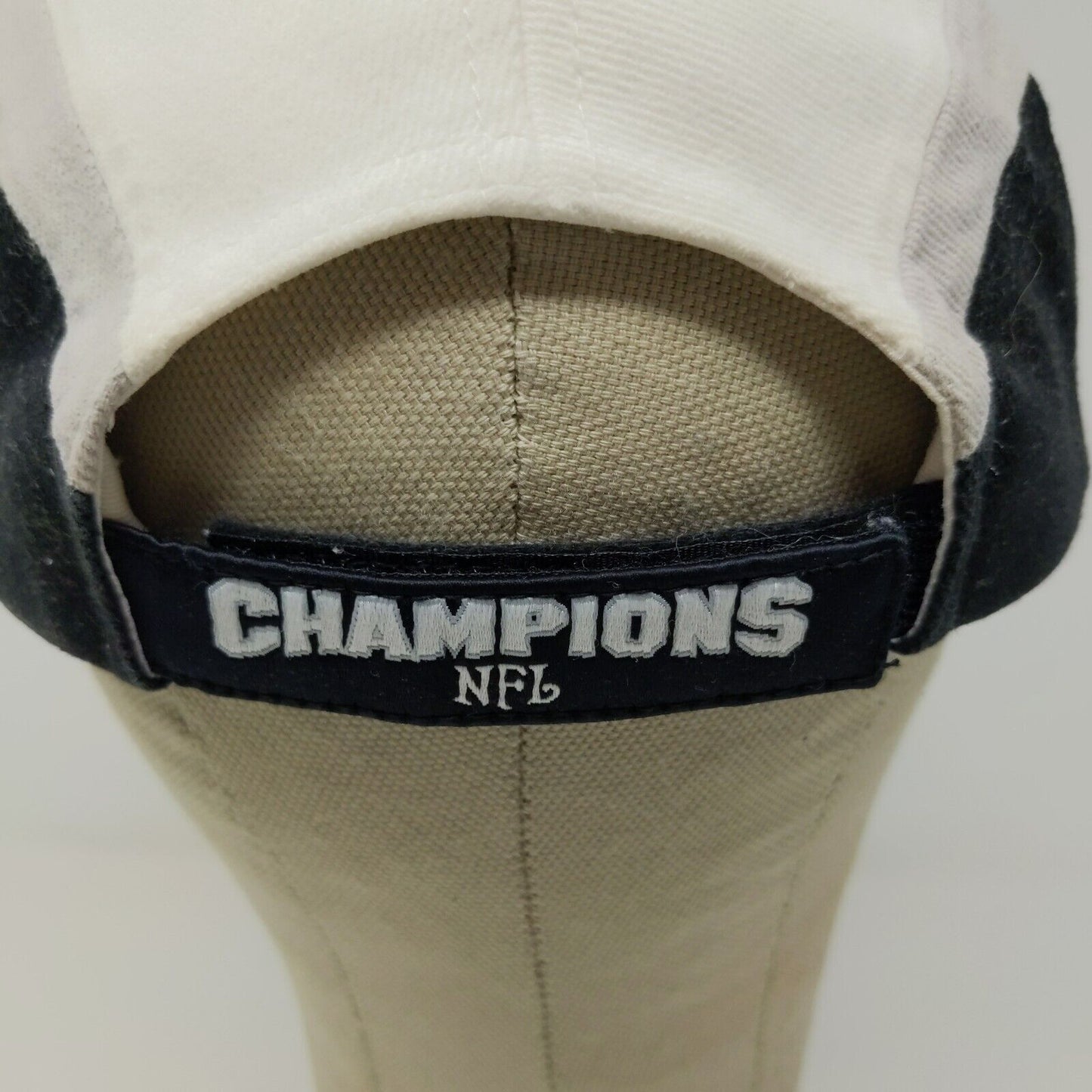 NFL Mens Indianapolis Colts 2005 AFC Champions Strapback Hat White OSFA Logo