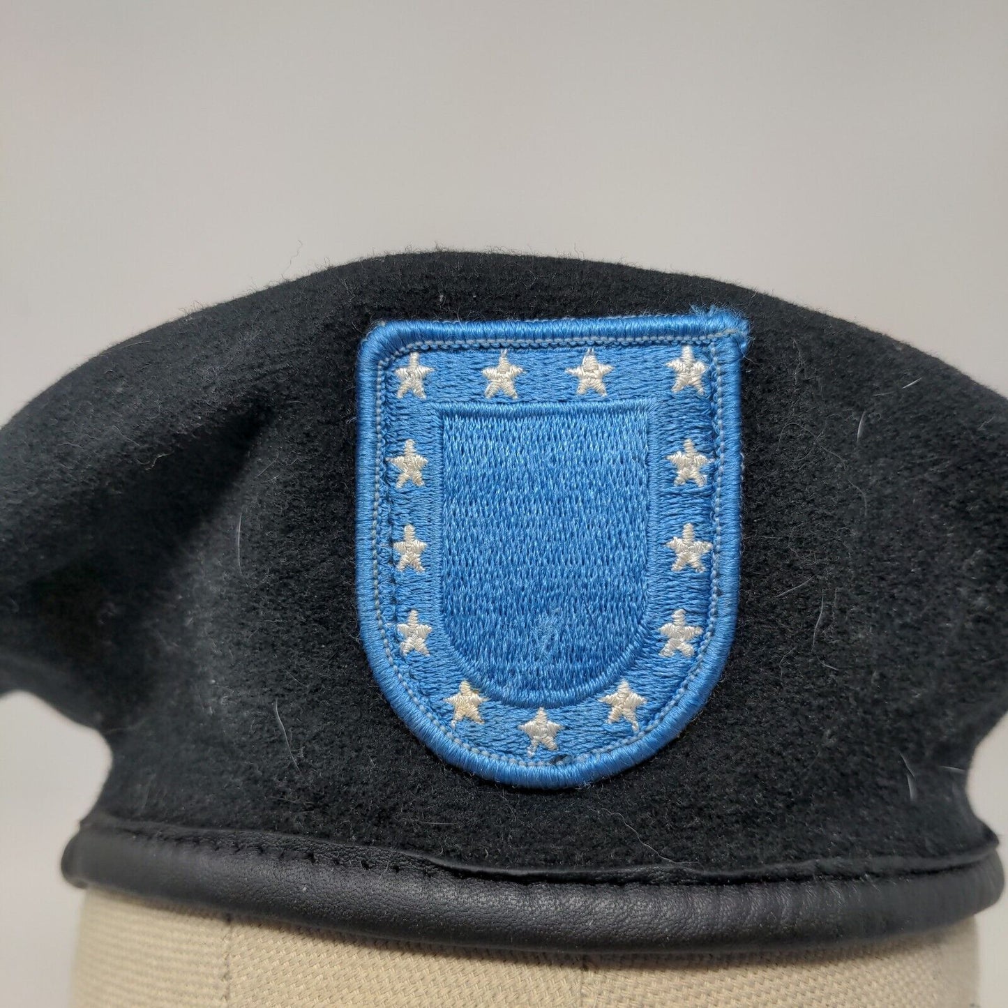 DSCP Men's Garrison Collection Military Army Beret Hat Black Patch