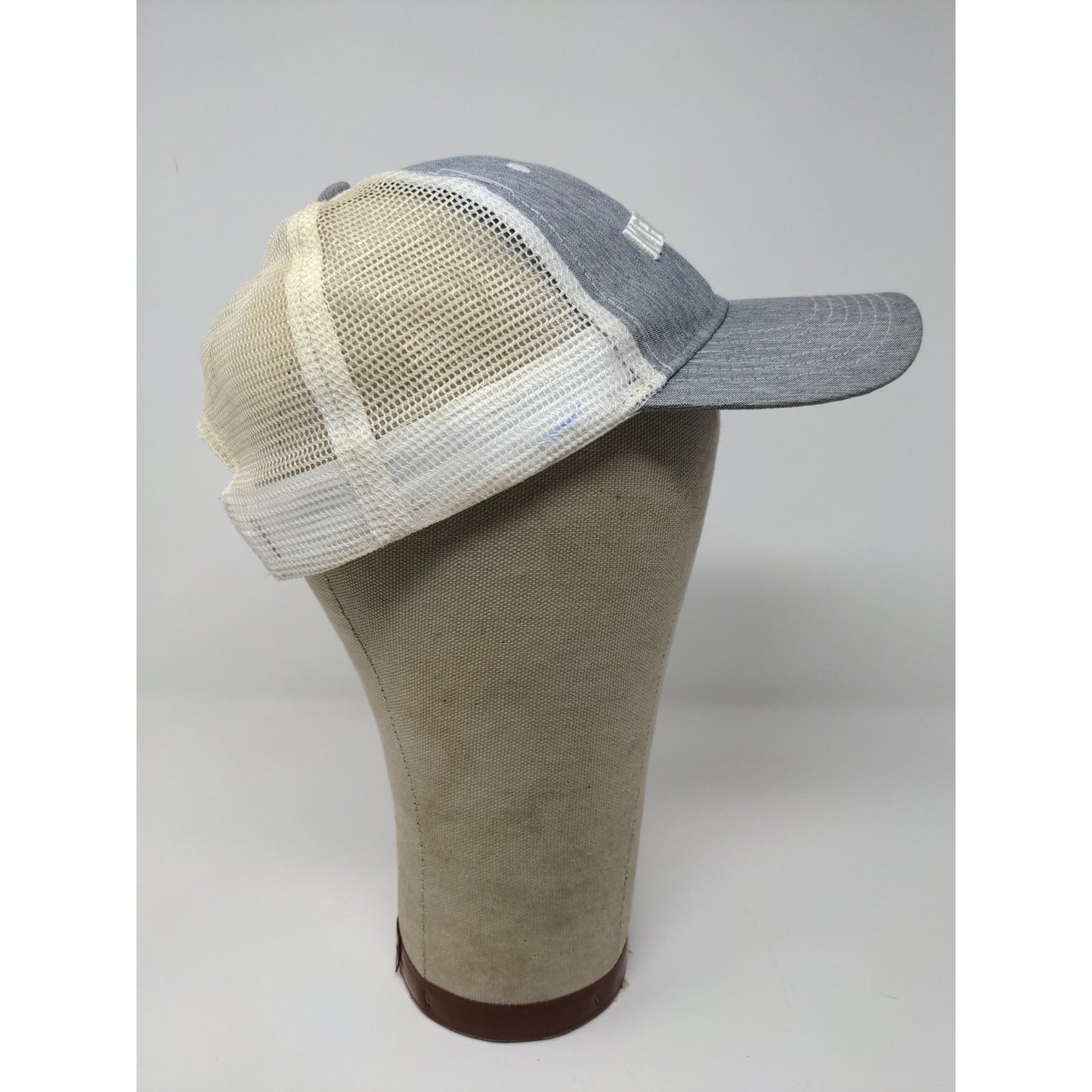 Kenworth Trucks Mesh Back Snapback Hat Embroidered Logo Gray & White