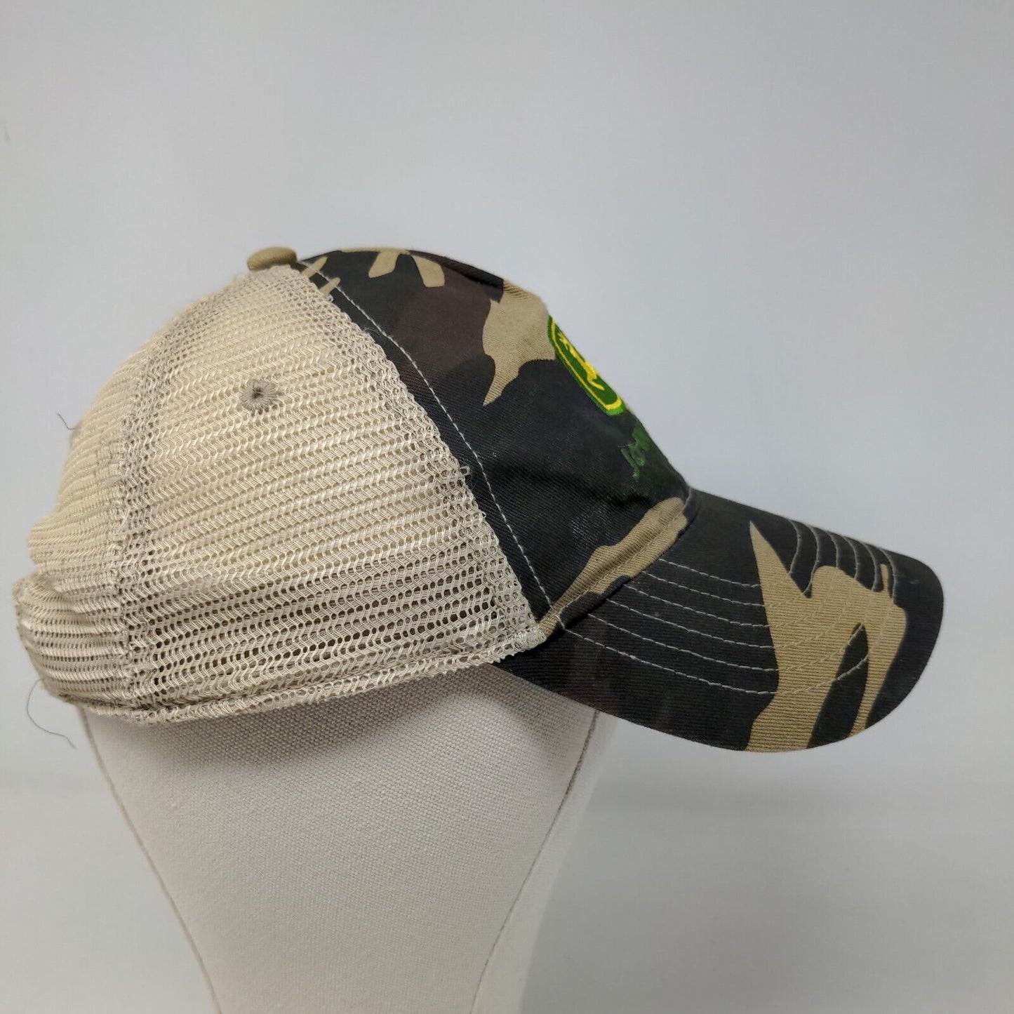 John Deere Men's Snapback Mesh Back Hat Tan Camouflage Size L-XL Embroidered