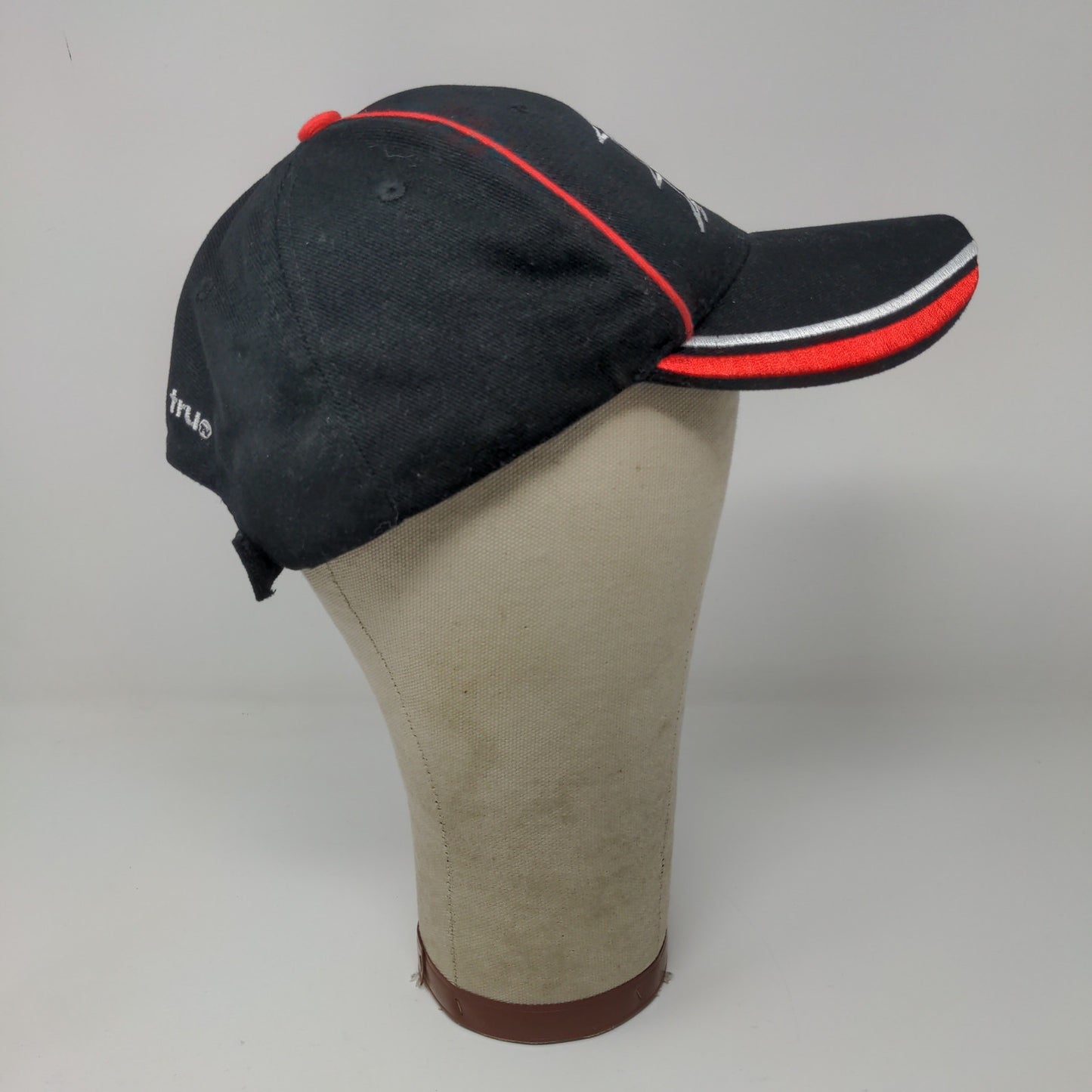 NCAA Final Four 2015 Strapback Hat Indianapolis Black & Red Embroidered Logo