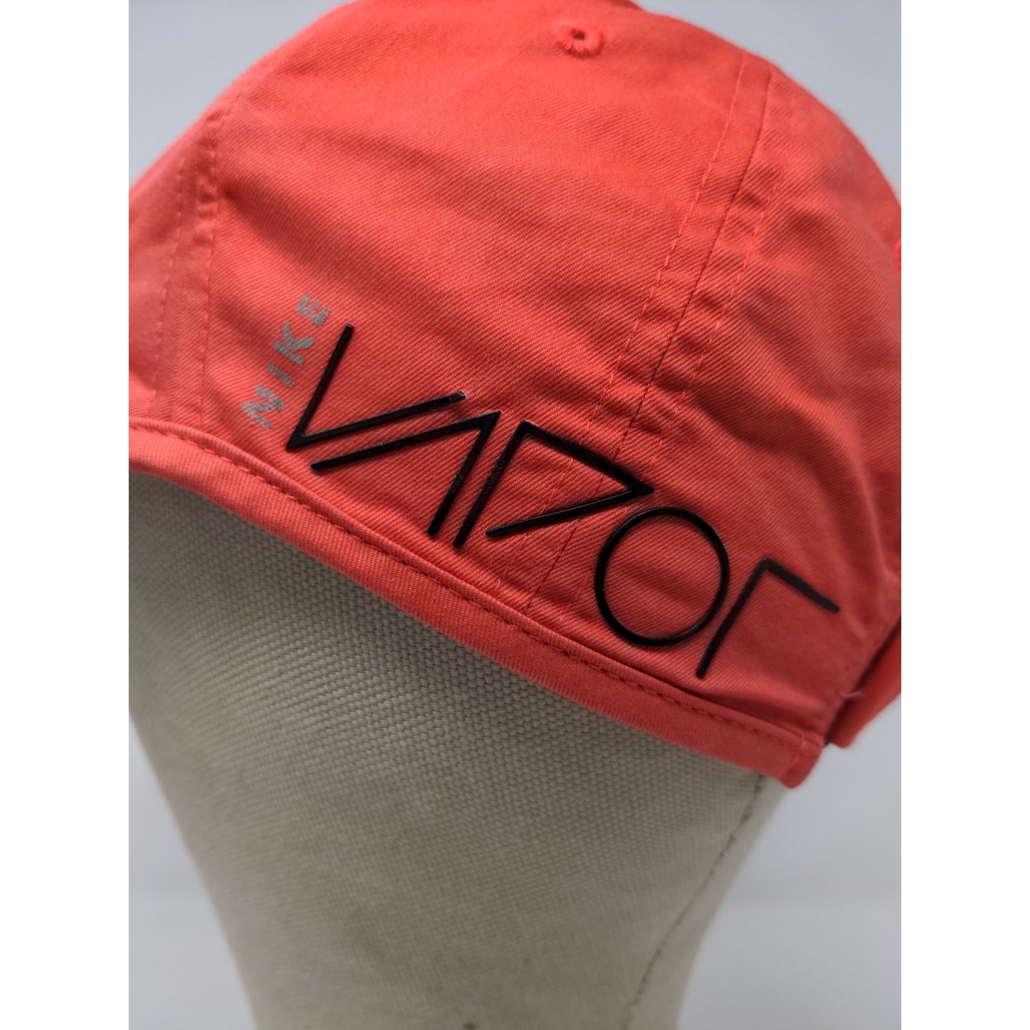 Nike Golf RZN Vapor Tiger Woods Strapback Hat Pink Red Embroidered