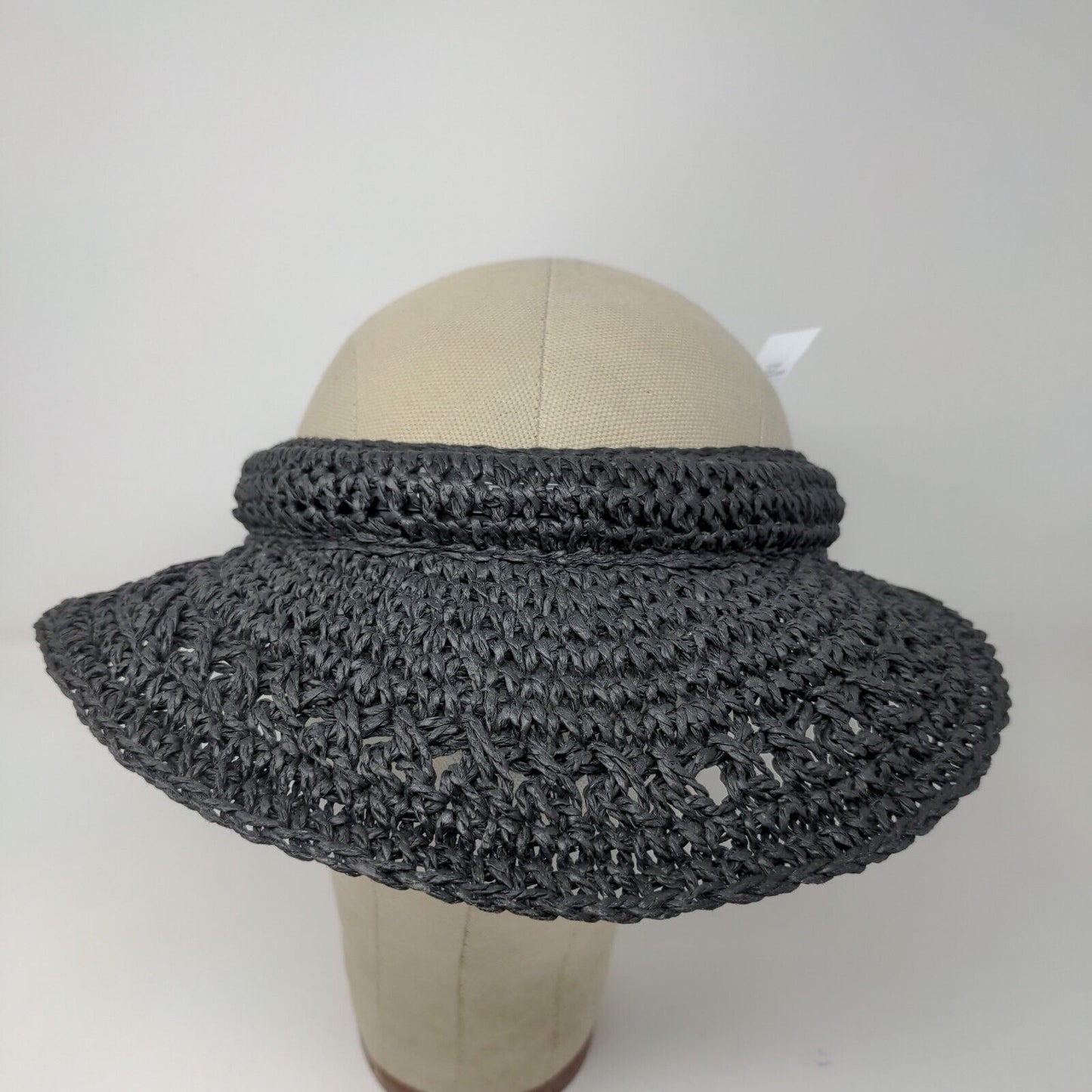 Time & Tru Women's Woven Straw Sun Visor Hat Black One Size Stretch