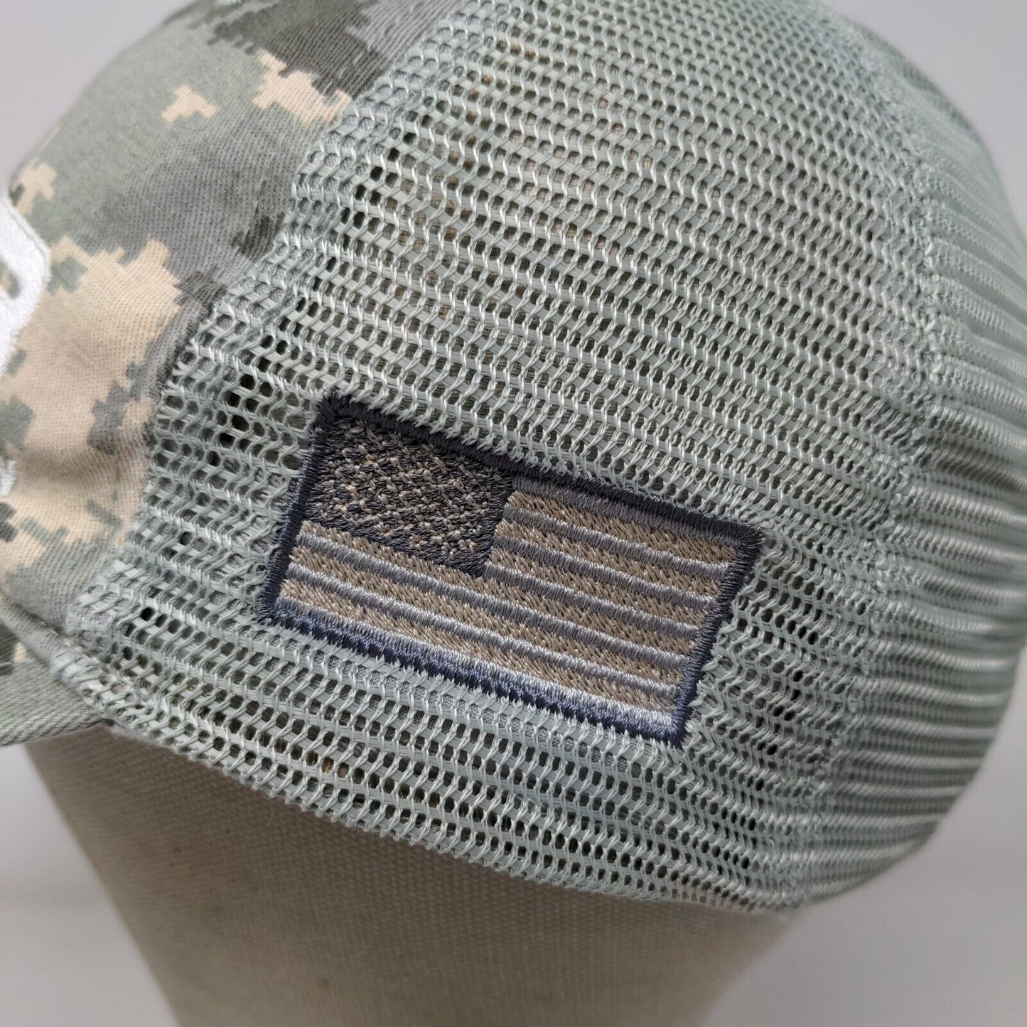 Fessler Bowman Mens Snapback Meshback Gray Camo Hat Size M/L Embroidered Logo