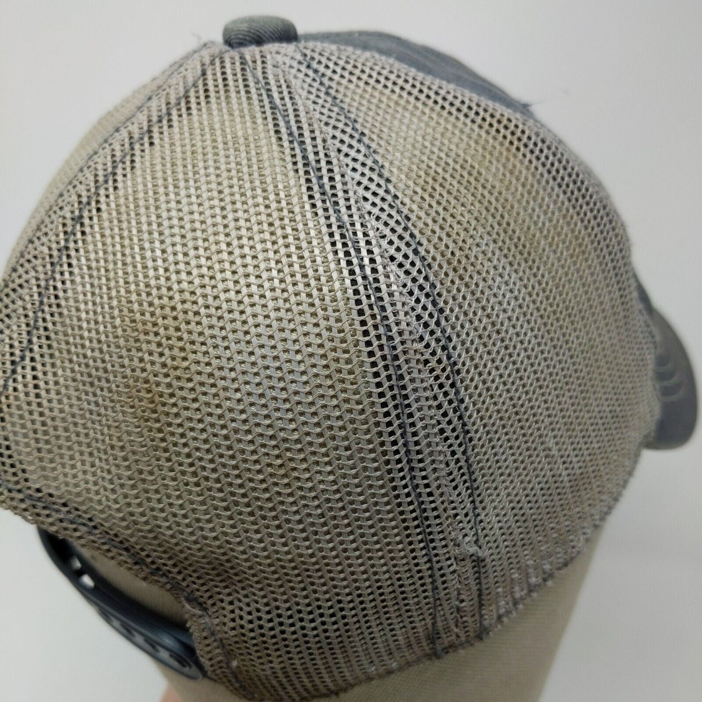Realtree Xtra Men's Snapback Mesh Back Hat Gray Distressed Embroidered Logo