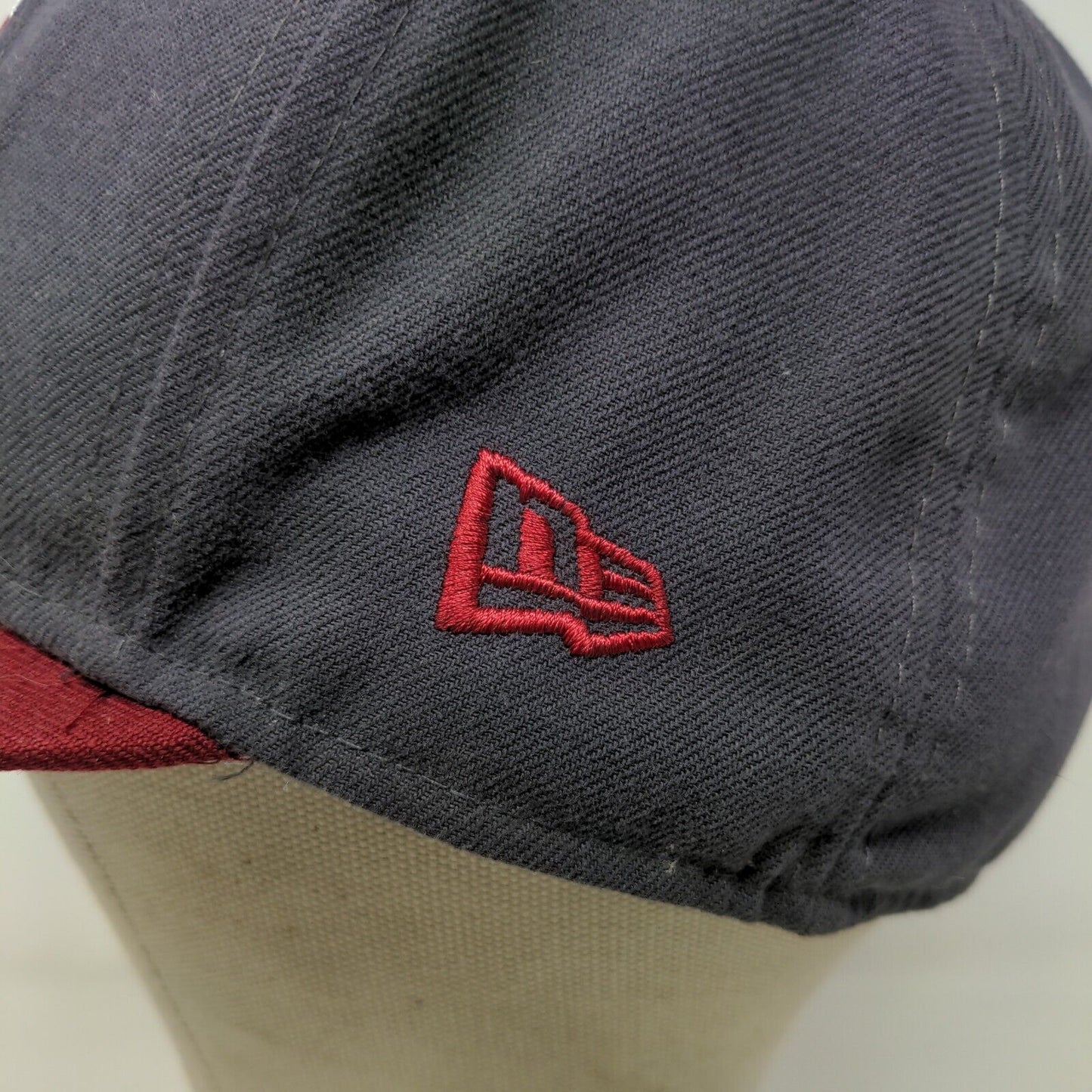 New Era Mens IU Hoosiers Indiana University Fitted Hat Blue Red Size 7 3/8
